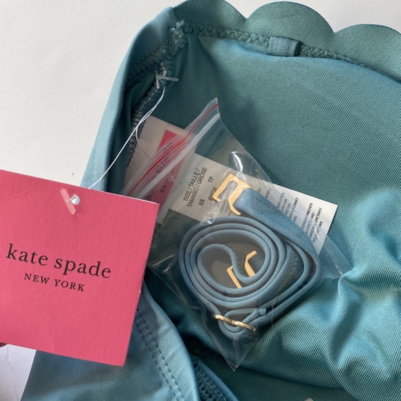 ✨HP✨ NWT Kate Spade one piece swimsuit - Picture 4 of 7